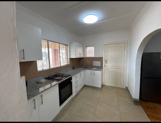 3 BEDROOM FREESTANDING RENTED IN RESERVOIR HILLS